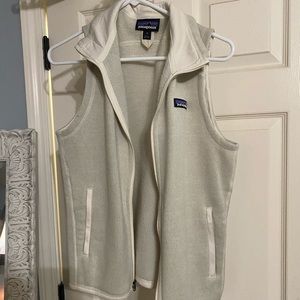 Patagonia size small cream vest! Women’s!